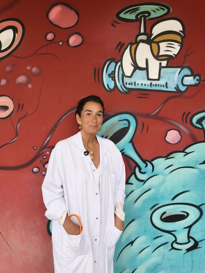 Dr. amélie MENARD Infectiologue à l'APHM